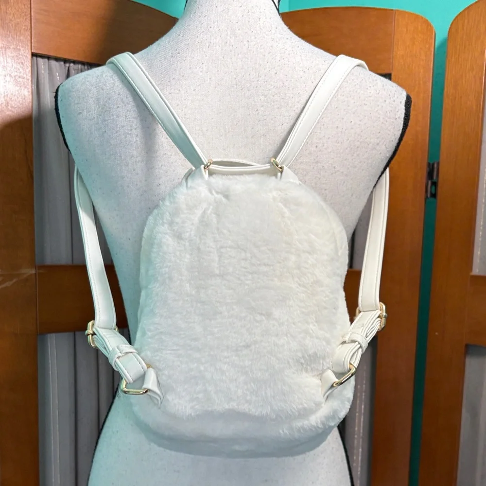 Betsey Johnson White Furry dog Backpack - Picture 6 of 13
